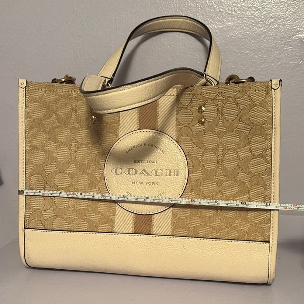 Coach Beige and Cream Women's Bag and wallet